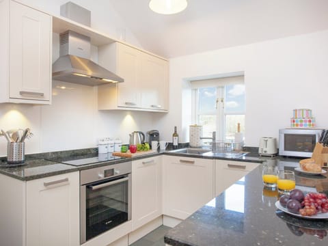 Kitchen | Old Dairy - Cornish Holiday Escapes, Near Helston