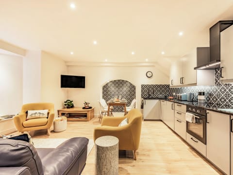 Open plan living space | Ocean Waves, Tenby