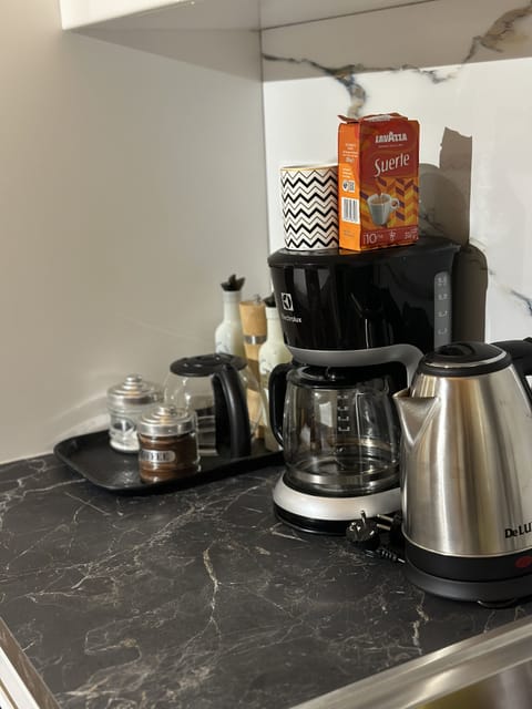 Penthouse | Coffee and/or coffee maker