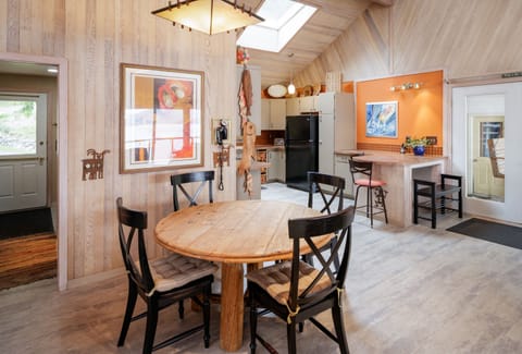 261 Beverly Ln - Lopez Island Washington - 14