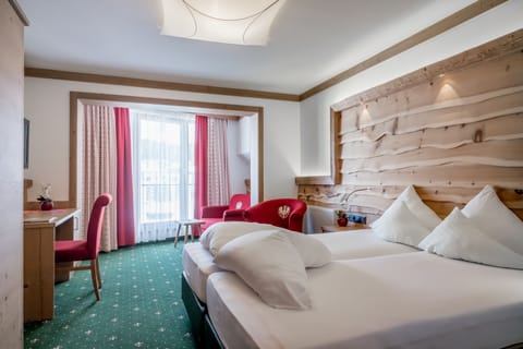 Deluxe Double Room | In-room safe, free WiFi, bed sheets