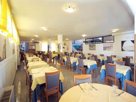 Daily buffet breakfast (EUR 10 per person)