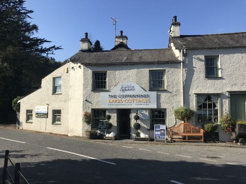 Bridge Suite above Coppermines office in Coniston village