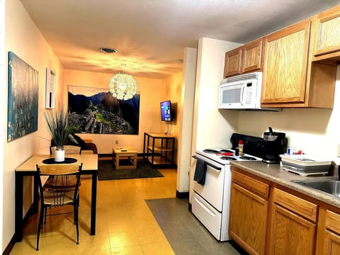 Traditional Apartment 4B | Private kitchen | Coffee/tea maker, cleaning supplies, paper towels