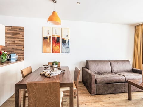 Furniture, Table, Plant, Wood, Interior Design, Comfort, Couch, Floor, Flooring, Hardwood