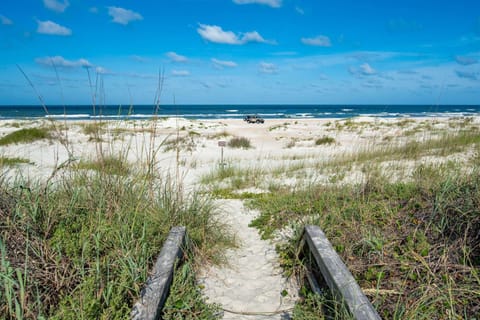 House (Seascape Family Beach Retreat) | Exterior