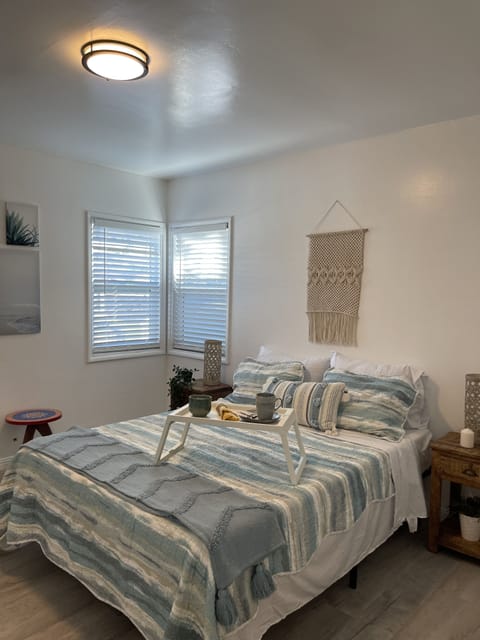 Spacious bedroom 