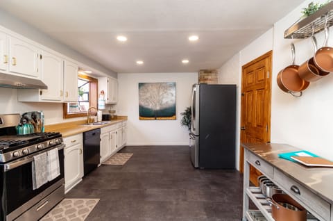 Large fully stocked kitchen