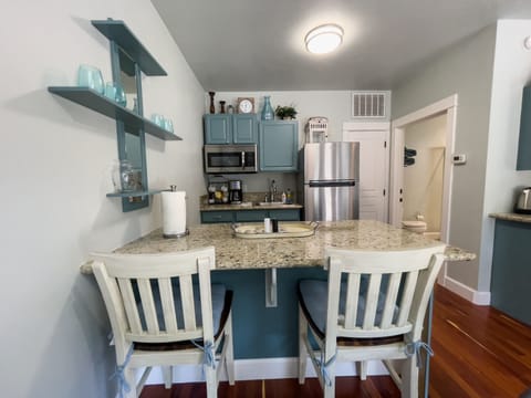 Parkside Cottage 175 East E | Private kitchen | Fridge, microwave, stovetop, coffee/tea maker