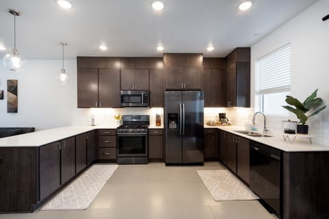 Functional kitchen for all your cooking needs