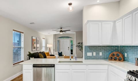 Fully equipped kitchen with all the essentials and dishwasher