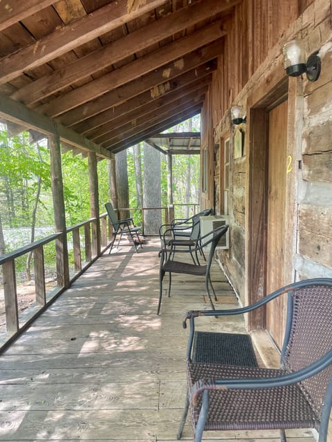 Front Porch - Covered Porch