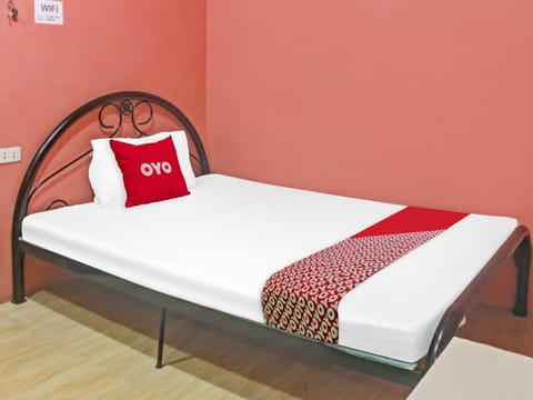 Standard Single Room | Desk, free WiFi, bed sheets