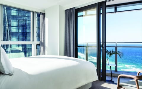 One Bedroom Ocean Residence | Premium bedding, down comforters, pillowtop beds, in-room safe