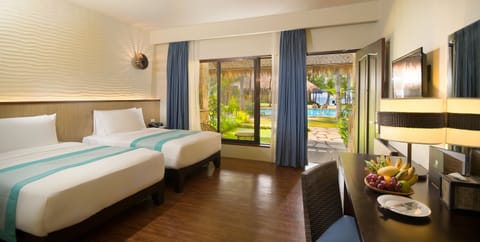  Deluxe Double or Twin Room with Pool View  | Minibar, in-room safe, desk, laptop workspace