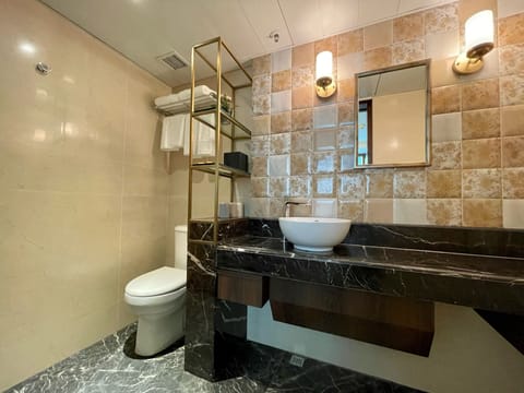 Duplex Room At Top Level | Bathroom | Shower, hair dryer, towels