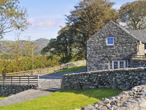 Exterior | Cwm Nantcol Barn, Llanbedr near Harlech