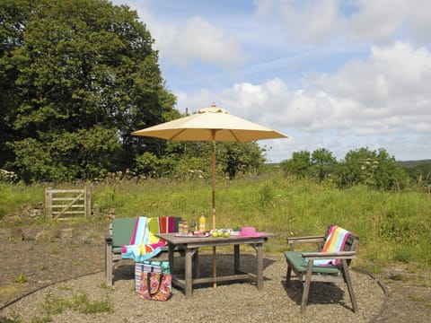 Garden and grounds | Ria’s Cottage, Landshipping