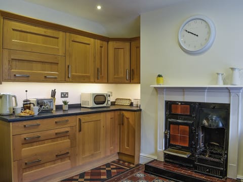 Kitchen | Ty Ni, Bala