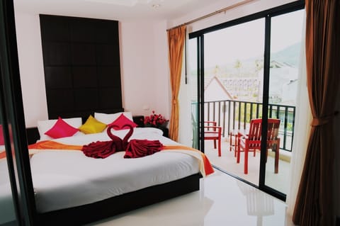 Standard Double Room | In-room safe, desk, free cribs/infant beds, free WiFi