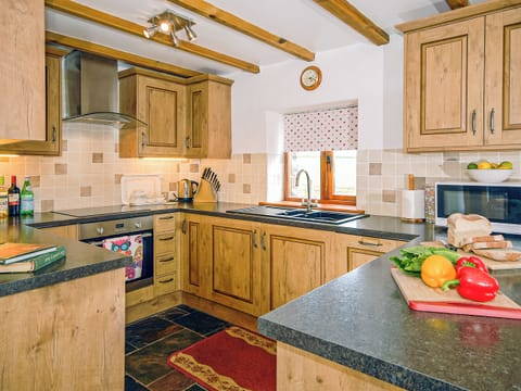 Kitchen area | Beacon Cottage, Near Porthgain