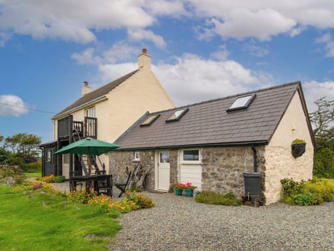 Exterior | Rogeston Mount, Haverfordwest