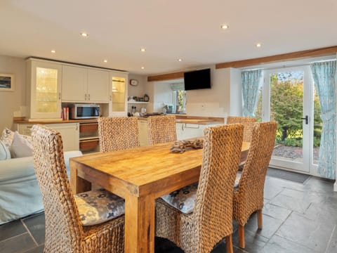 Interior | The Old Cowshed, St Ishmael’s, near Haverfordwest