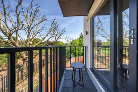 Apartment, Private Bathroom (Garden View) | Balcony view