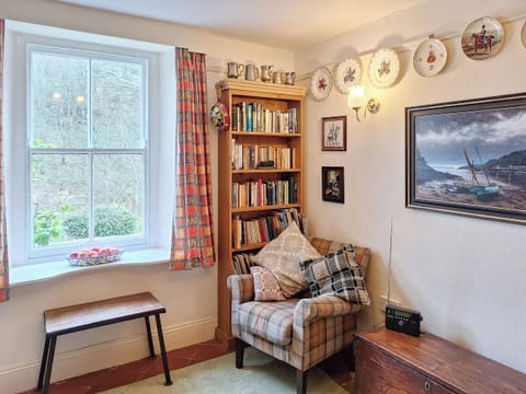 Dining room | Carreg yr Eos, Fishguard