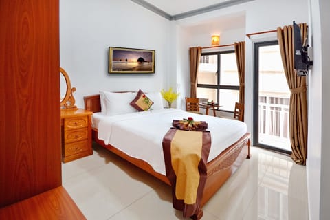 Deluxe Double Room, Balcony | Premium bedding, memory foam beds, in-room safe, desk