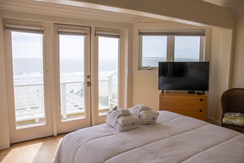 House, Multiple Beds, Kitchen, Ocean View | 6 bedrooms, free WiFi, bed sheets