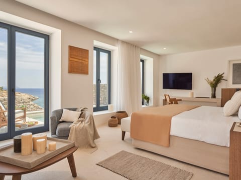 Premium Pool Suite, Sea View | Egyptian cotton sheets, premium bedding, Select Comfort beds, minibar