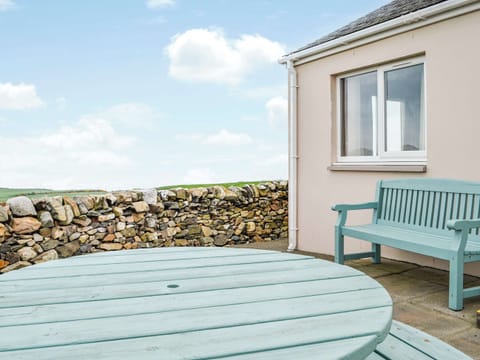 Sitting-out-area | Auld Dairy Cottage, Stranraer