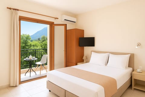 Panoramic Double or Twin Room, 1 Bedroom, Non Smoking, Mountain View | Egyptian cotton sheets, premium bedding, down comforters