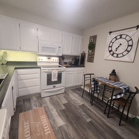 Fully equipped kitchen