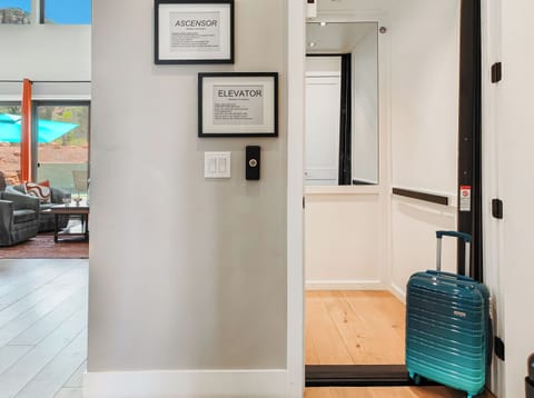 Chapel Palace EDITED 61