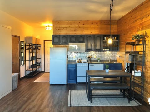 Kitchen w/ Full Size Fridge, Dishwasher and Efficiency Stove