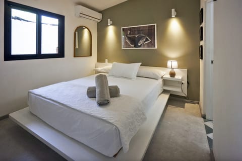 Luxury Villa | Free WiFi, bed sheets