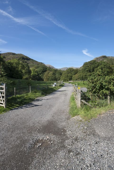 2 Dixon Ground footpath to coniston old man