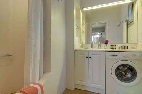 Deluxe Villa | Bathroom | Designer toiletries, hair dryer, towels, toilet paper