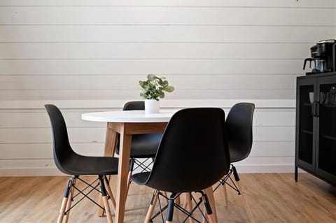 987880-107-single-family-home-18.lg