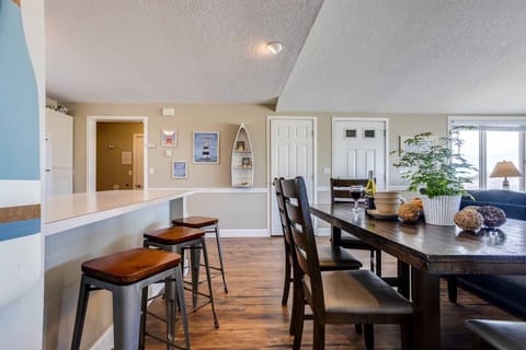 Plenty of space for family meals.