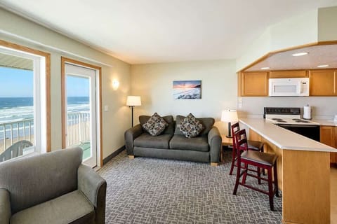 Lots of room to sit and relax