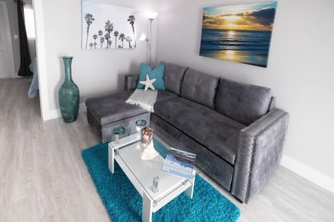 76763c37 e41f 407c baf9 dbb28449bcb0