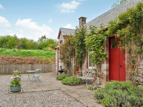 Exterior | Rose Cottage, Blairgowrie