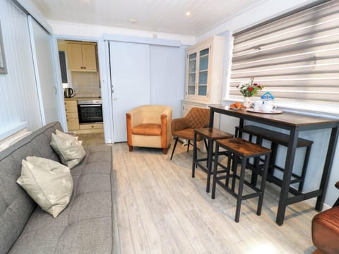 Cottage | Living area