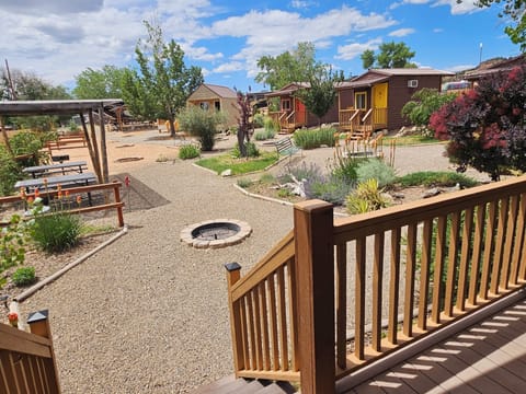 Deluxe Cabin B (1/2 bath) | Terrace/patio