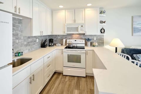 Save money on dining out by making your own meals 