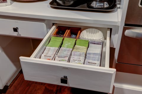 A variety of tea.  Reusable Kpod filter to fill with grinds if out of kpods.