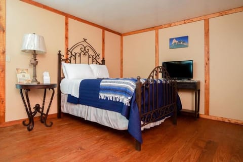 Standard Room #7 | Pillowtop beds, individually decorated, free WiFi, bed sheets